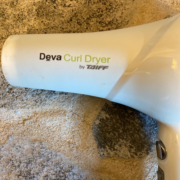 Deva Curl Dryer & Diffusers - Picture 5 of 5